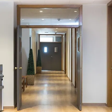 Gem Wellness & 호텔 료렛 드 마르