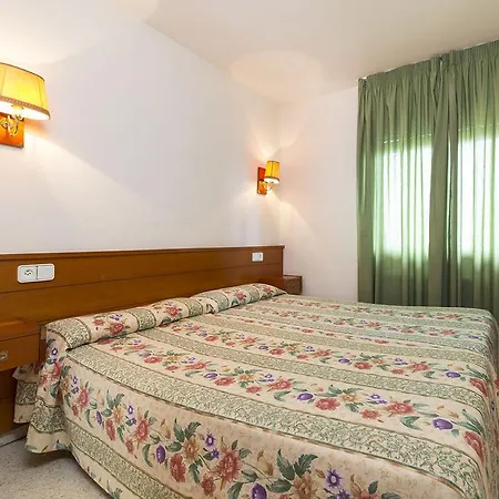 Готель Gem Wellness & 3*