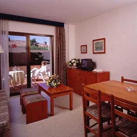 Готель Gem Wellness &